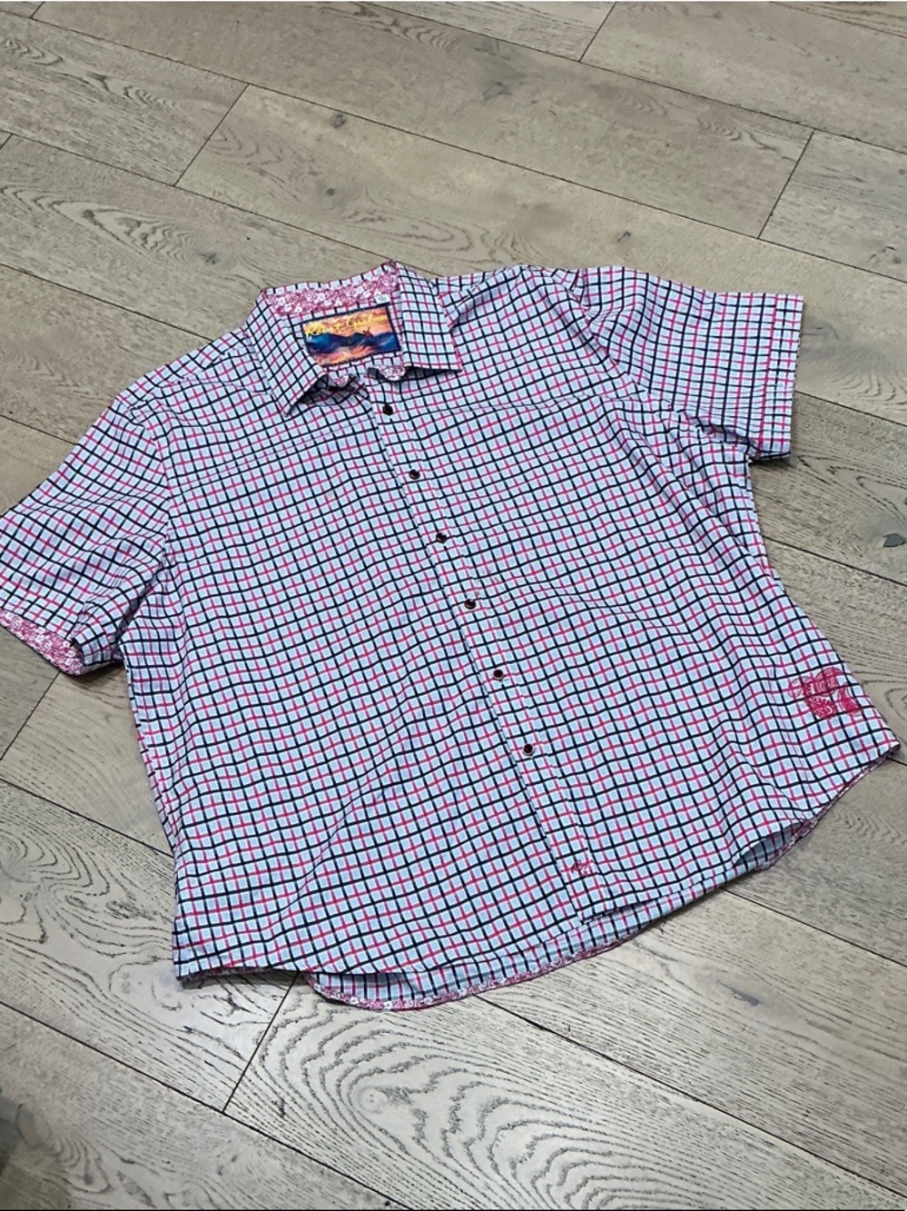 Men’s Robert Graham black/pink/light blue plaid short sleeve shirt. Size 4XL.
